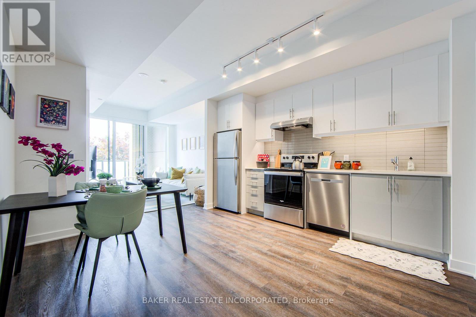 Apartment at 727 - 3030 PHARMACY AVENUE, Toronto (L'Amoreaux)