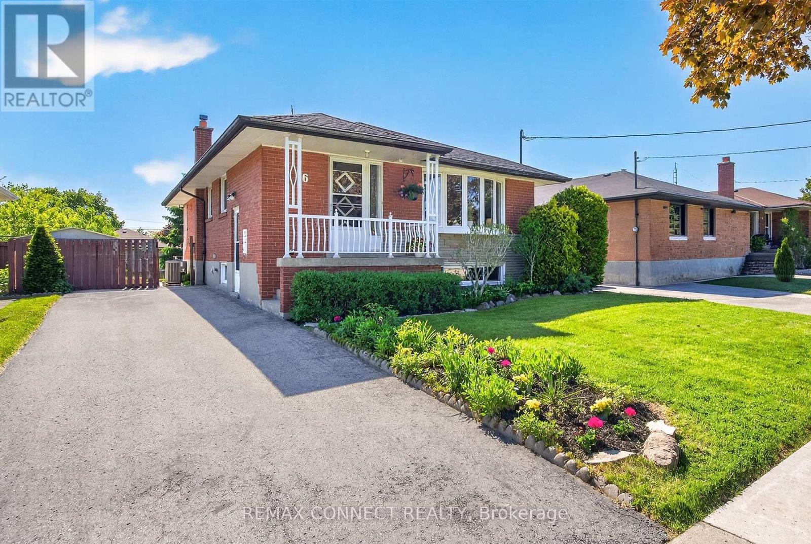 Detached at 6 FARADAY DRIVE, Toronto