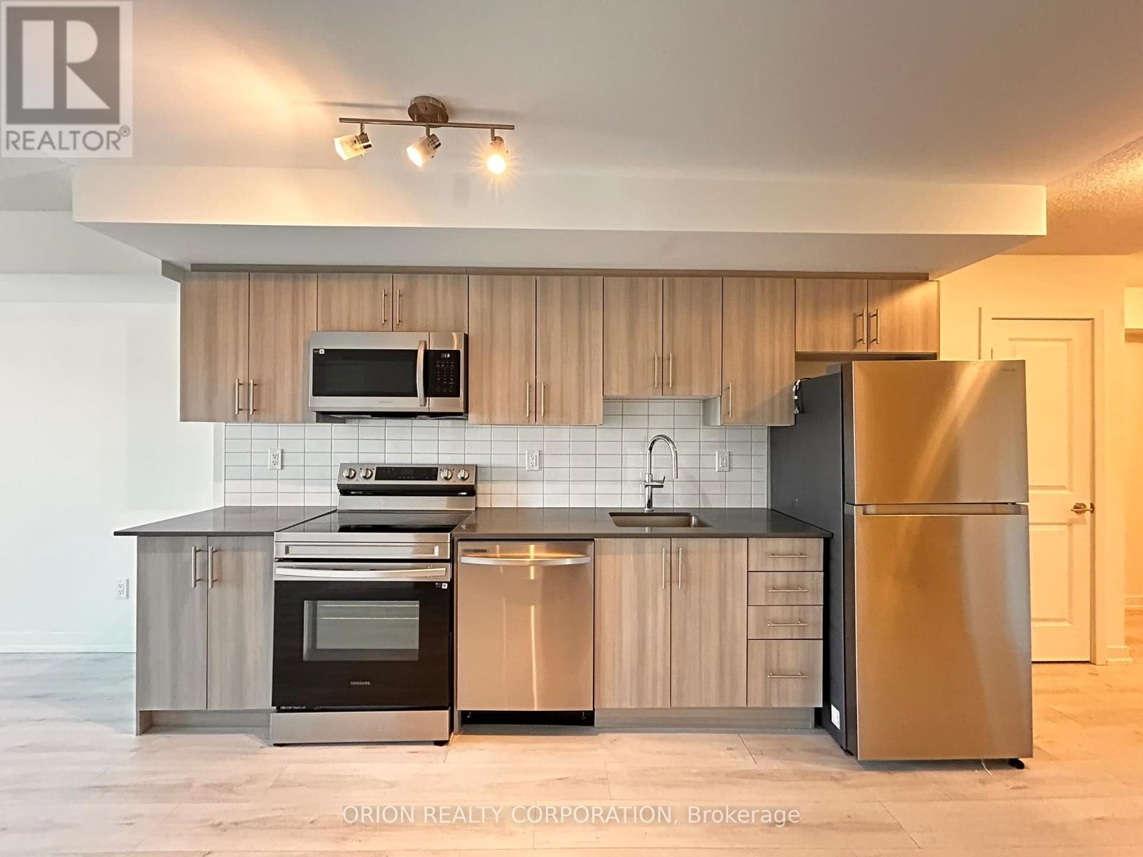 Apartment at 904 - 1435 CELEBRATION DRIVE, Pickering
