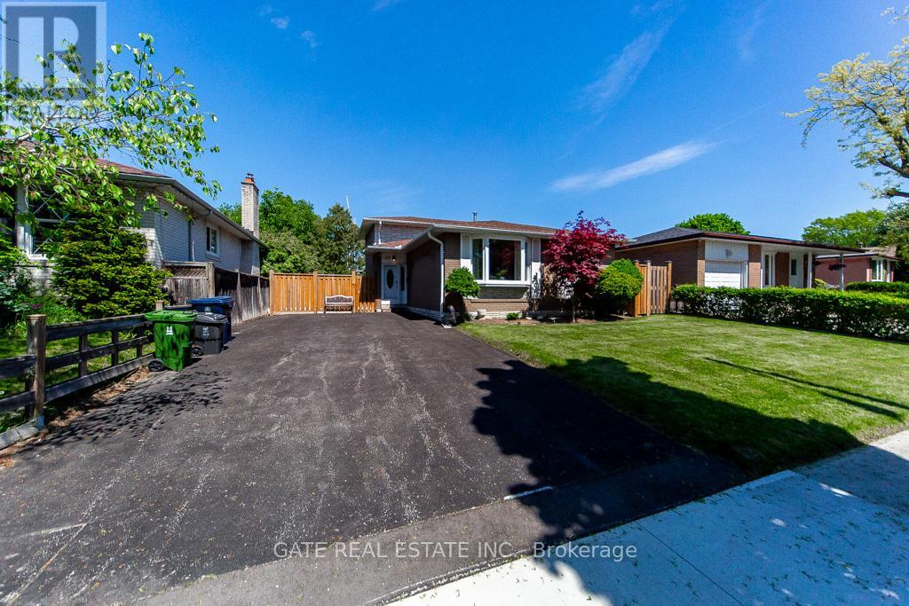 Detached at 89 AMBERJACK BOULEVARD, Toronto