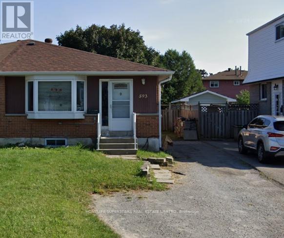 Semi-Detached/Link at 593 RADISSON AVENUE, Oshawa