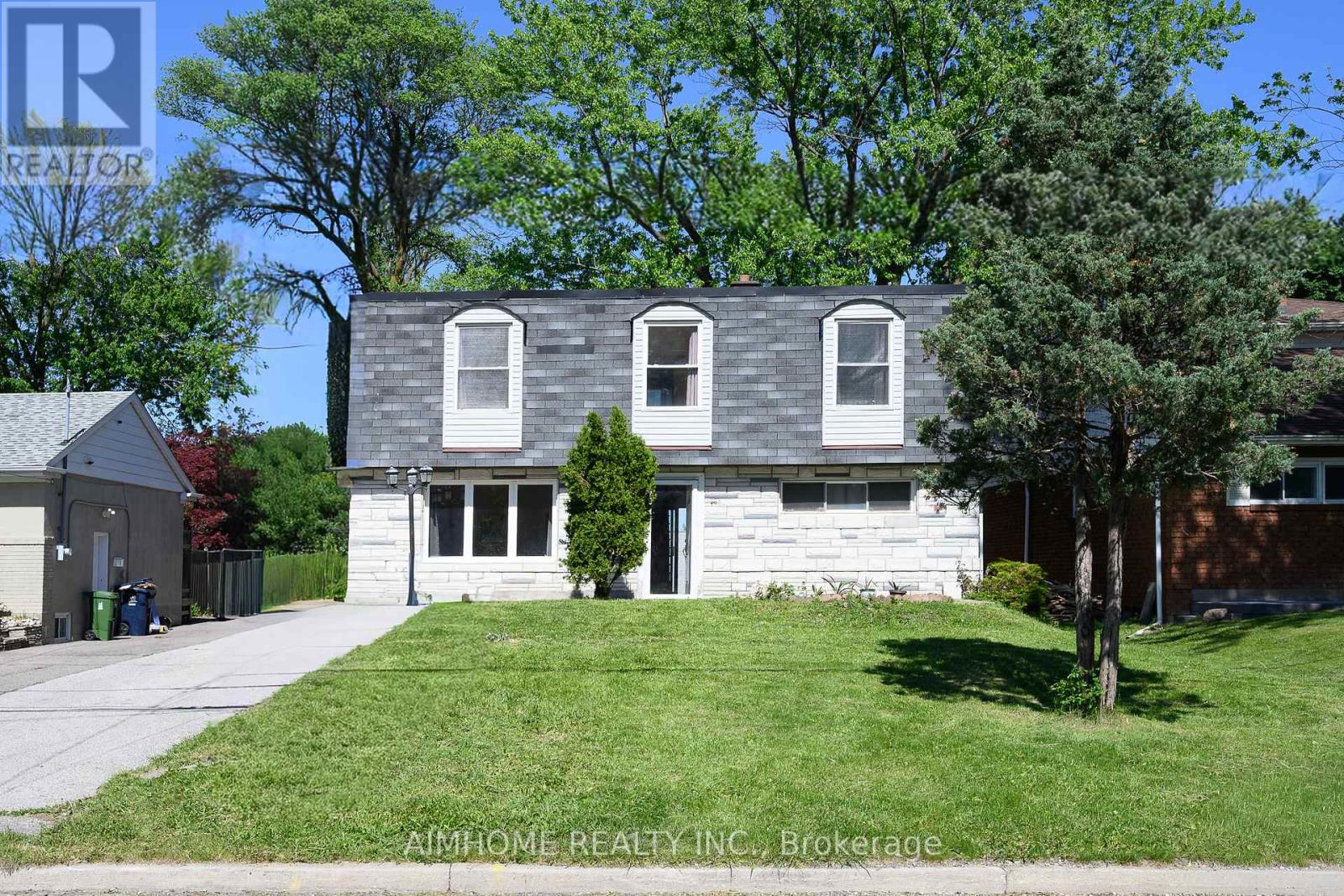 Detached at 49 BELLEFONTAINE STREET, Toronto (L'Amoreaux)