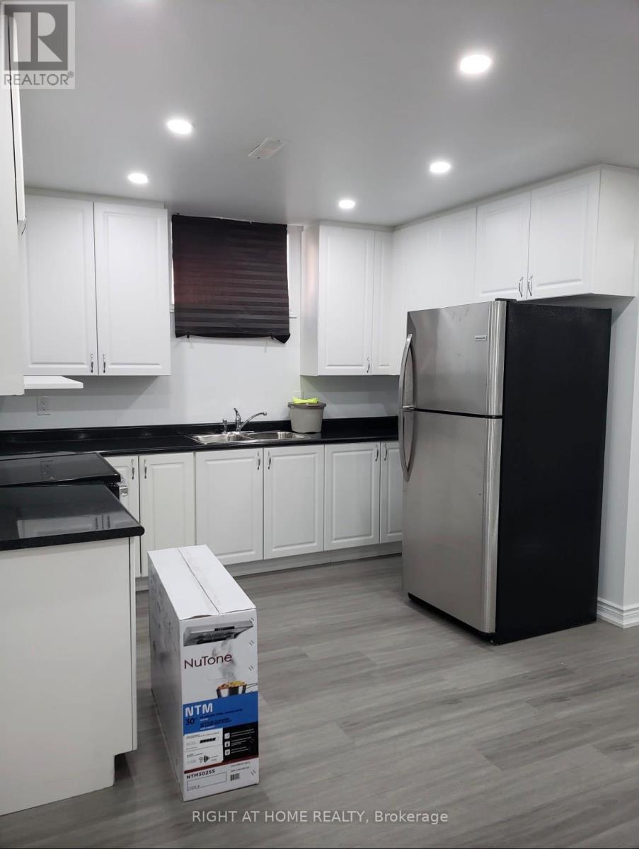 Detached at 9 STOTT AVENUE, Ajax