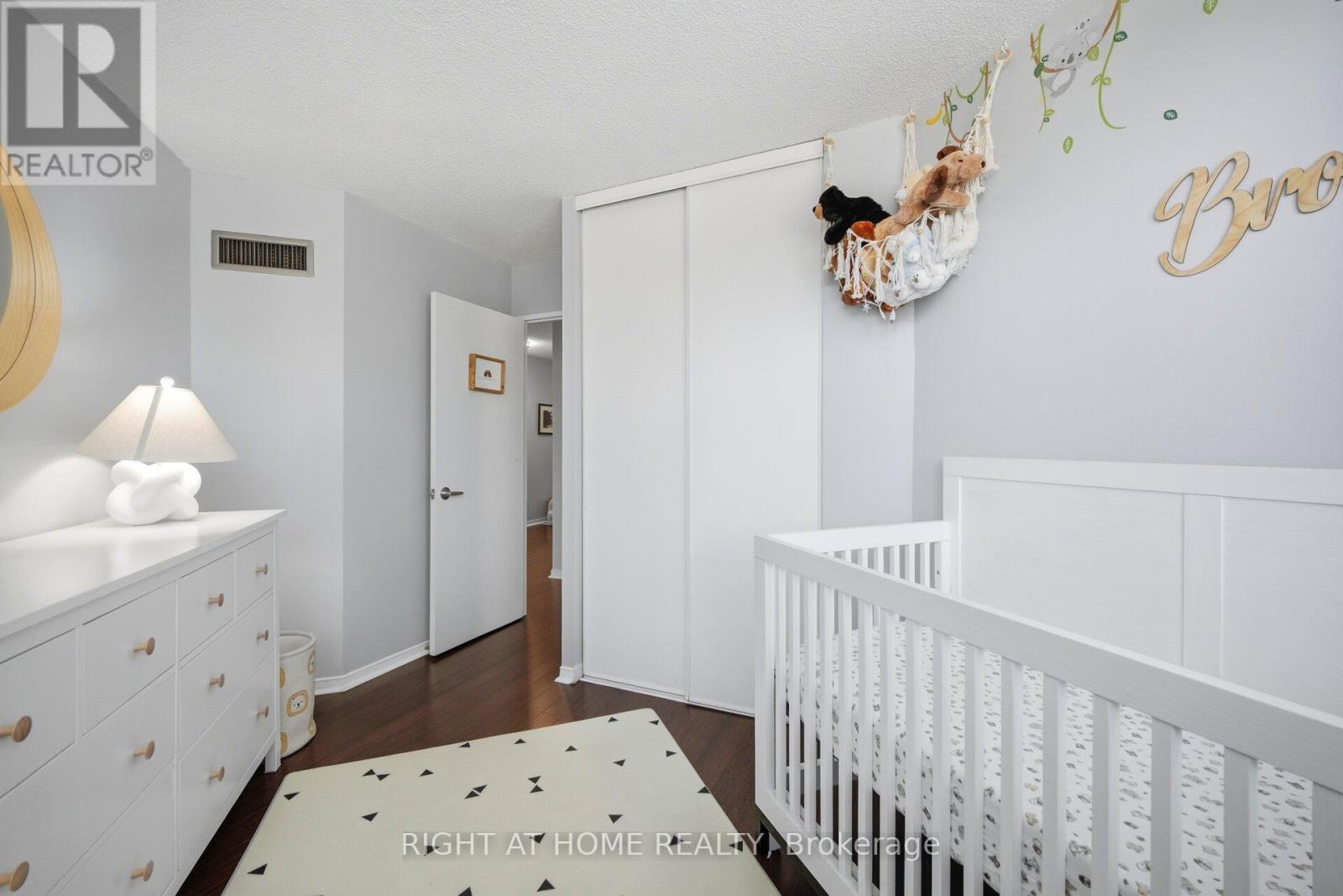 Apartment at 108 - 2 WESTNEY ROAD N, Ajax