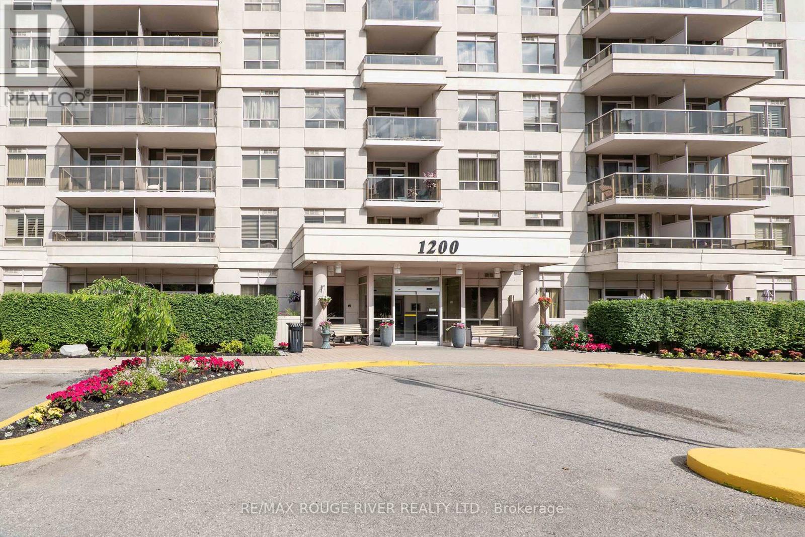 Apartment at 204 - 1200 THE ESPLANADE N, Pickering