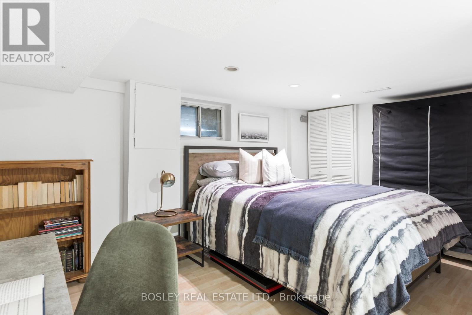 Semi-Detached/Link at 58 VALHALLA BOULEVARD, Toronto