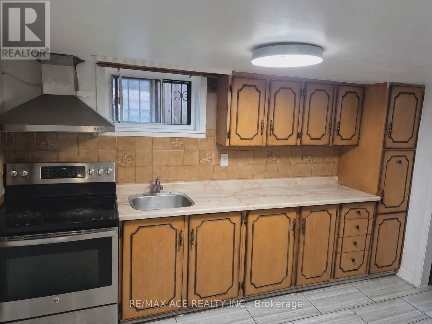 Detached at BSMT - 26 GRANGER AVENUE, Toronto