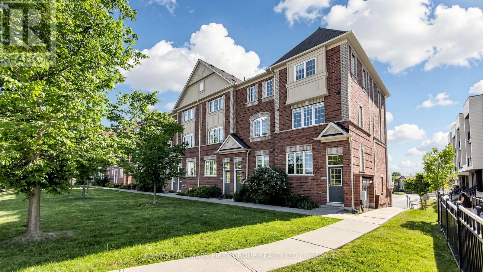 Townhouse at 1 COOPERAGE LANE, Ajax (Central)