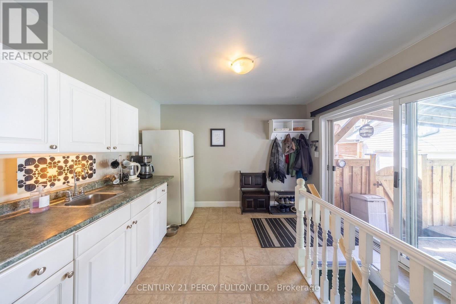 Detached at 816 SIMCOE STREET N, Oshawa