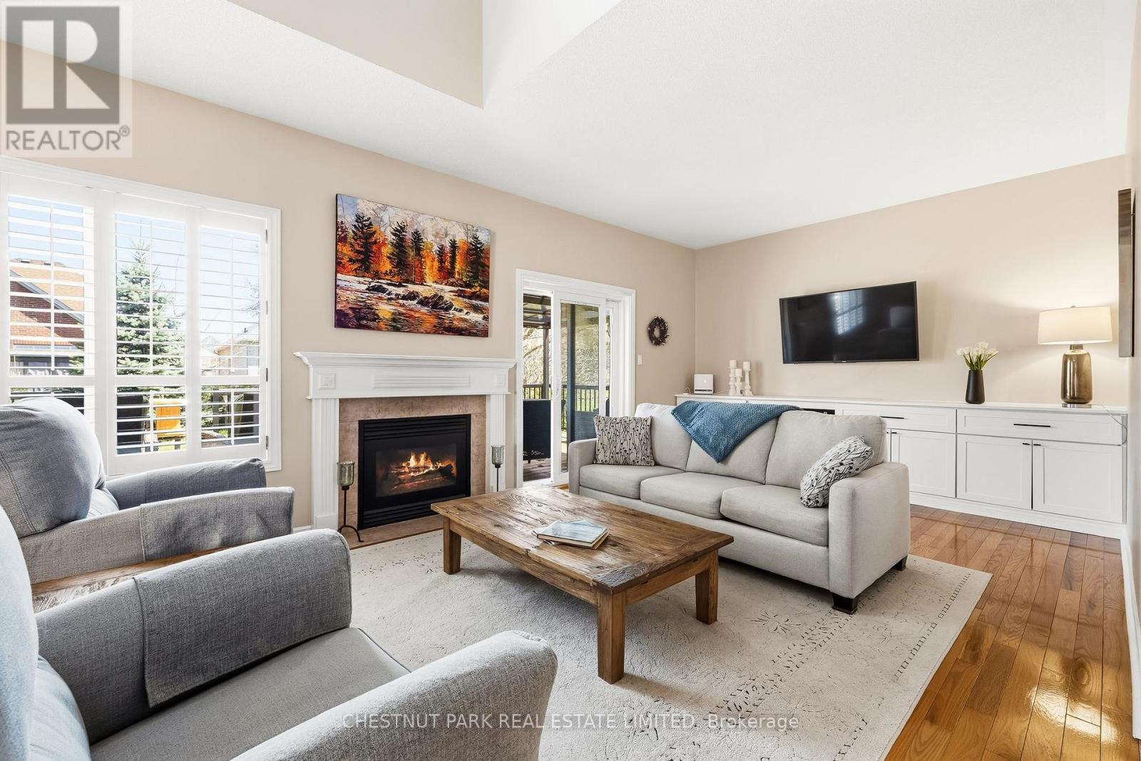 Detached at 37 WATERBURY CRESCENT, Scugog