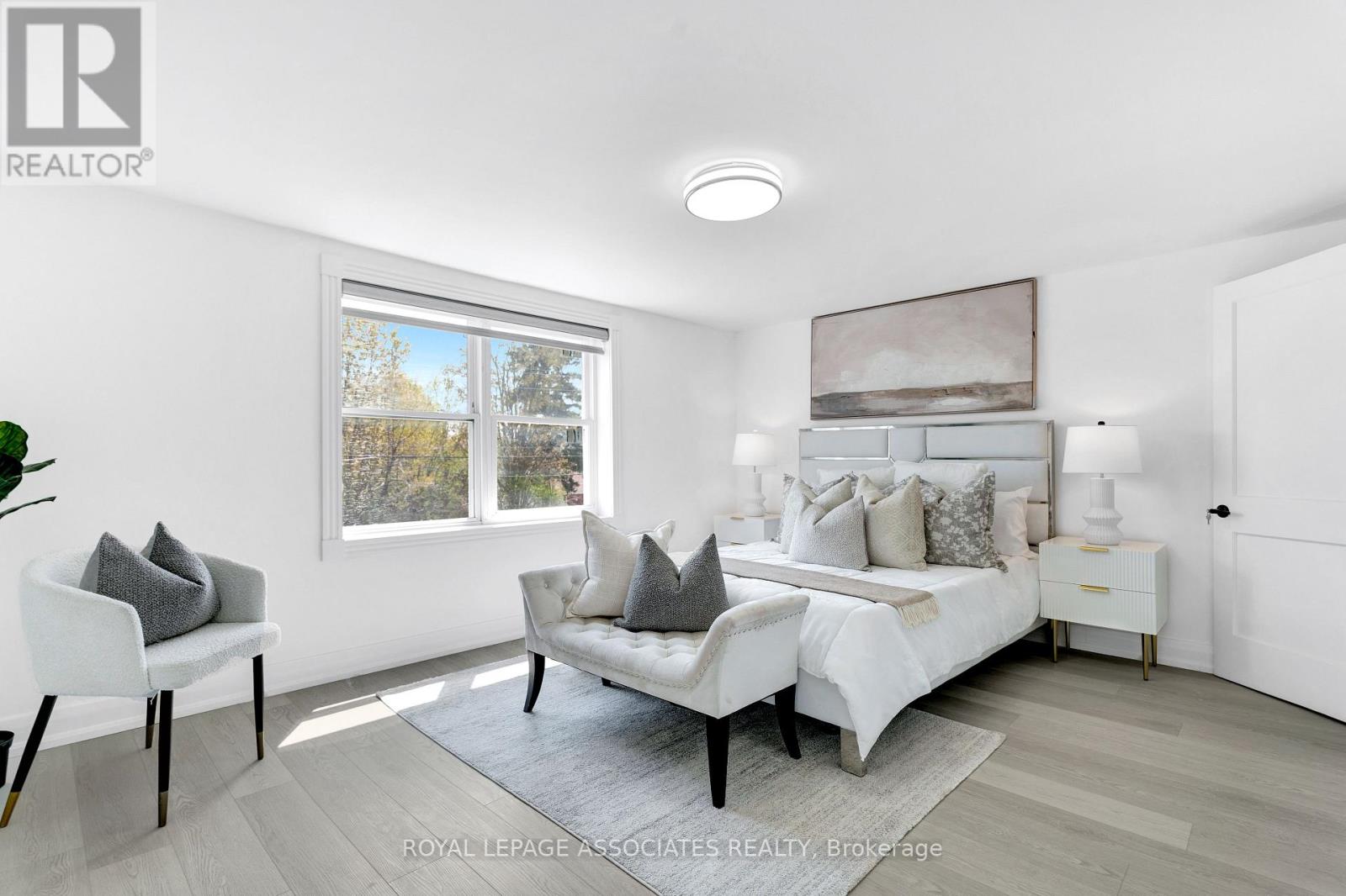 Detached at 42 ROSSLAND ROAD W, Oshawa