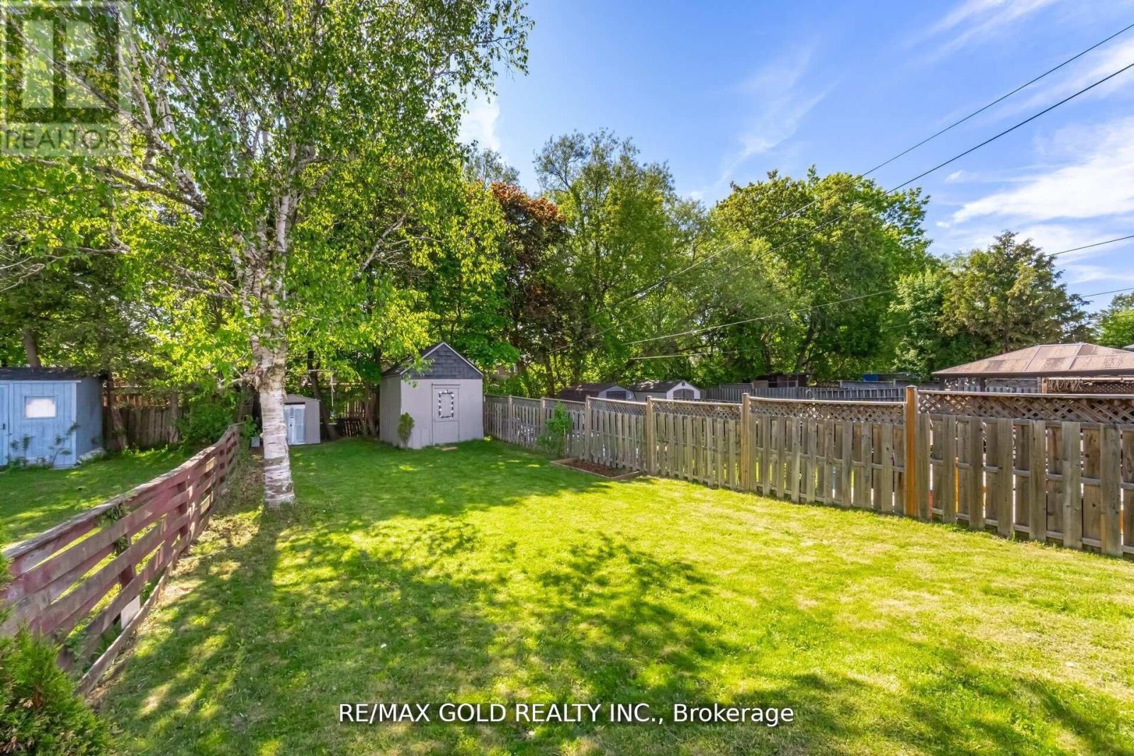 Semi-Detached/Link at 232 DURHAM STREET, Oshawa