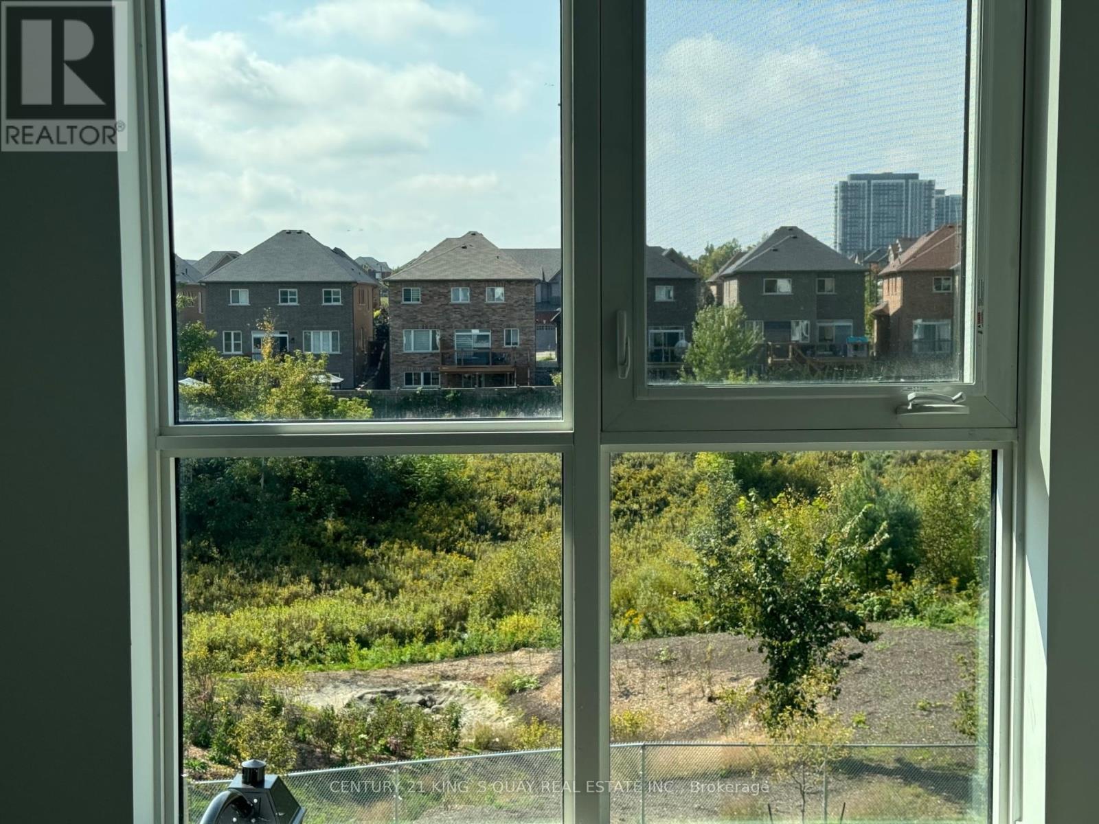 Apartment at 308 - 385 ARCTIC RED DRIVE, Oshawa