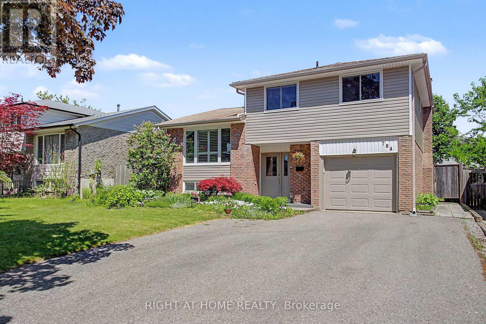 Detached at 784 RODNEY COURT, Oshawa