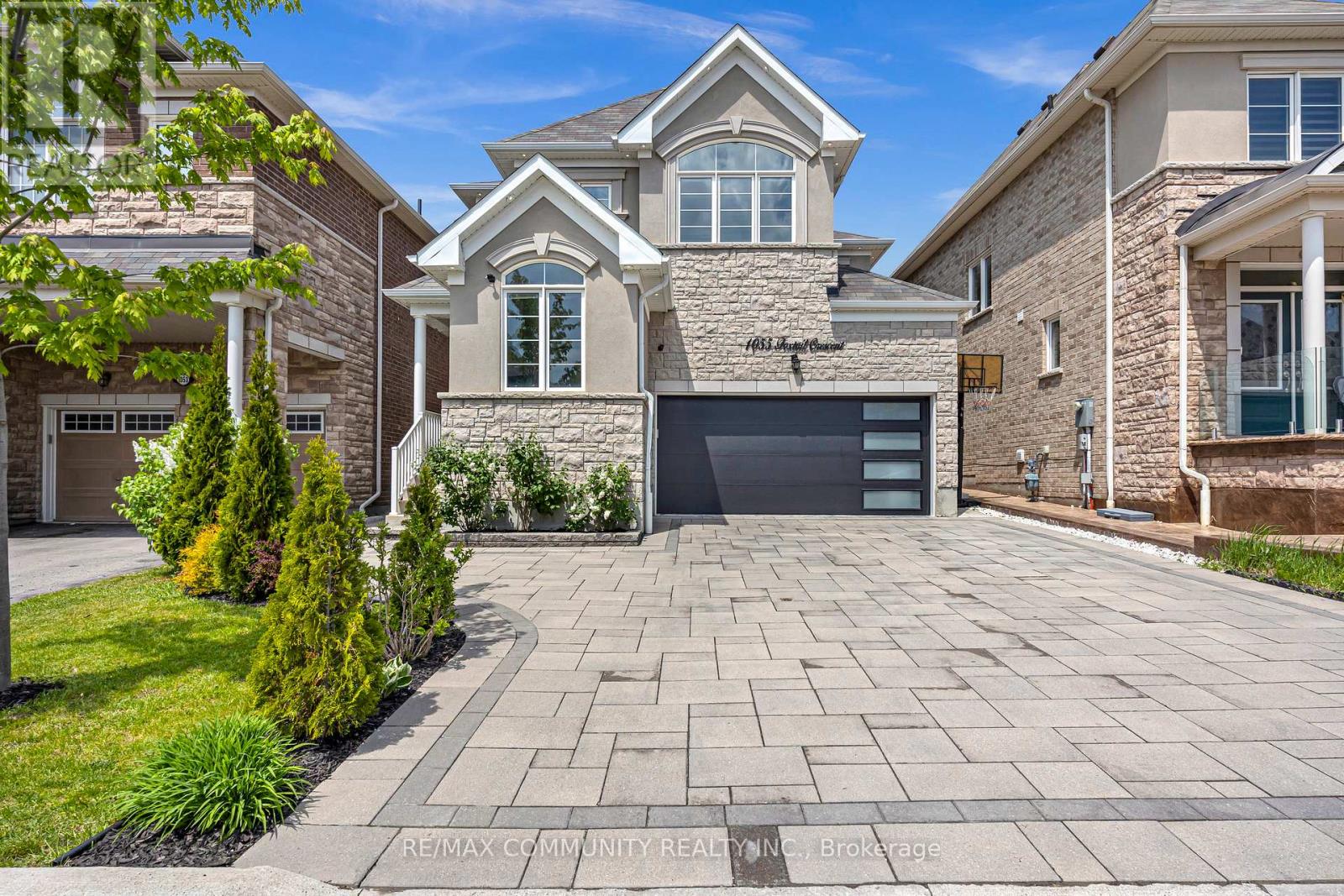Detached at 1055 FOXTAIL CRESCENT, Pickering
