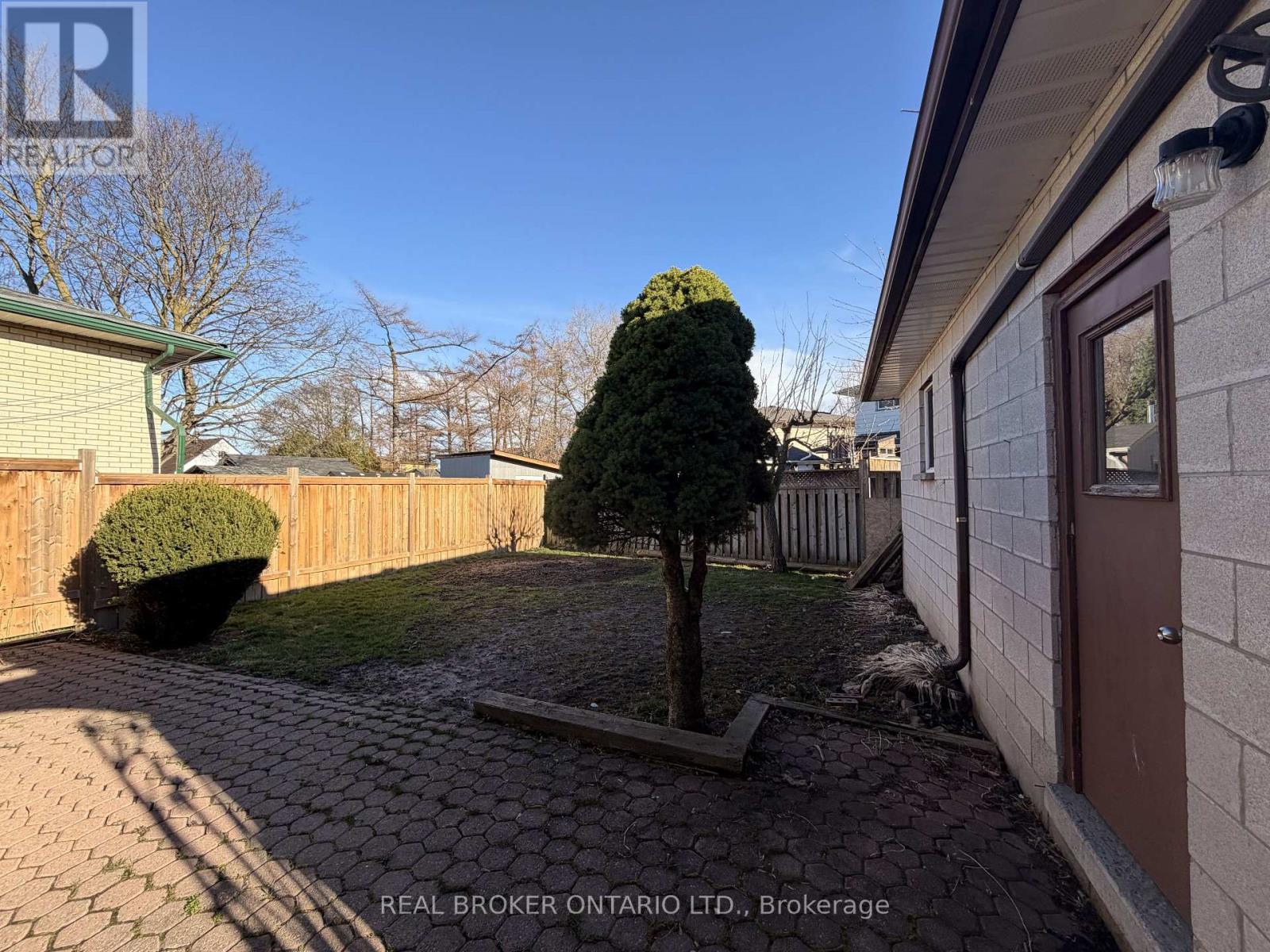 Detached at MAIN - 653 ATHOL STREET E, Oshawa