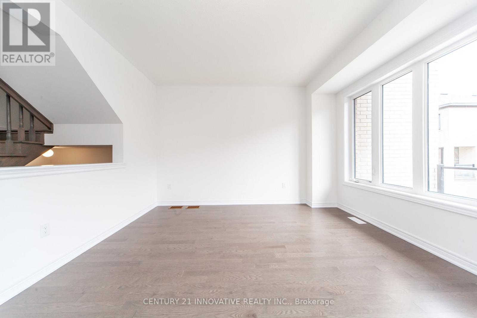 Townhouse at 29 STEAMBOAT WAY, Whitby