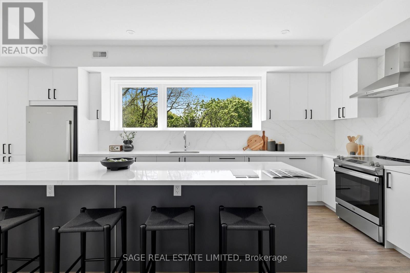 Townhouse at 21 - 35 BIRCHCLIFF AVENUE, Toronto (Birchcliffe-Cliffside)