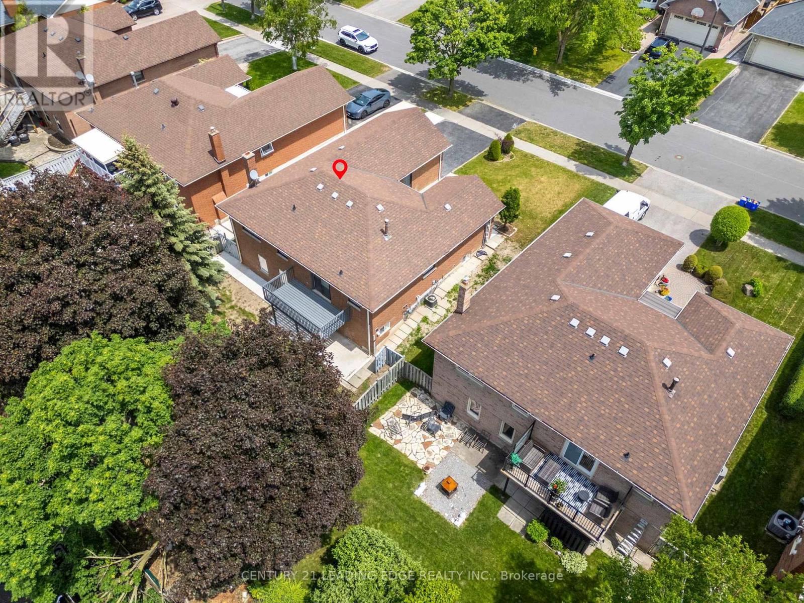 Detached at 8 HIALEAH CRESCENT, Whitby