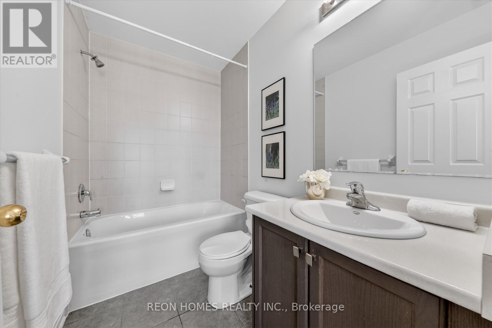 Detached at 37 RAITHBY CRESCENT, Ajax