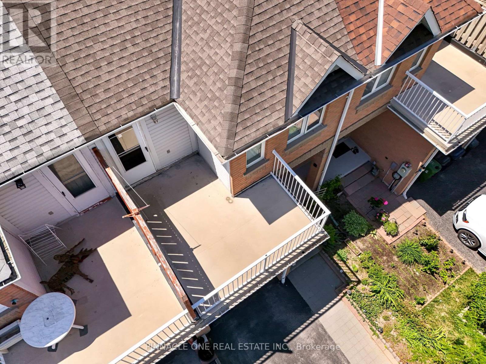 Townhouse at 81 CARRERA BOULEVARD, Toronto