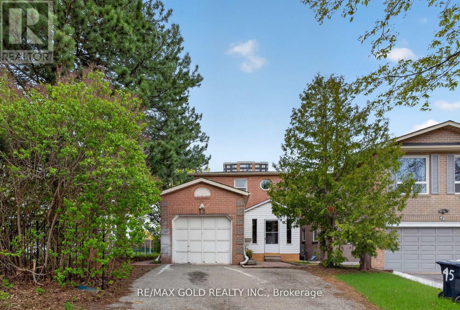 Detached at BSMT - 43 SAINTSBURY SQUARE, Toronto