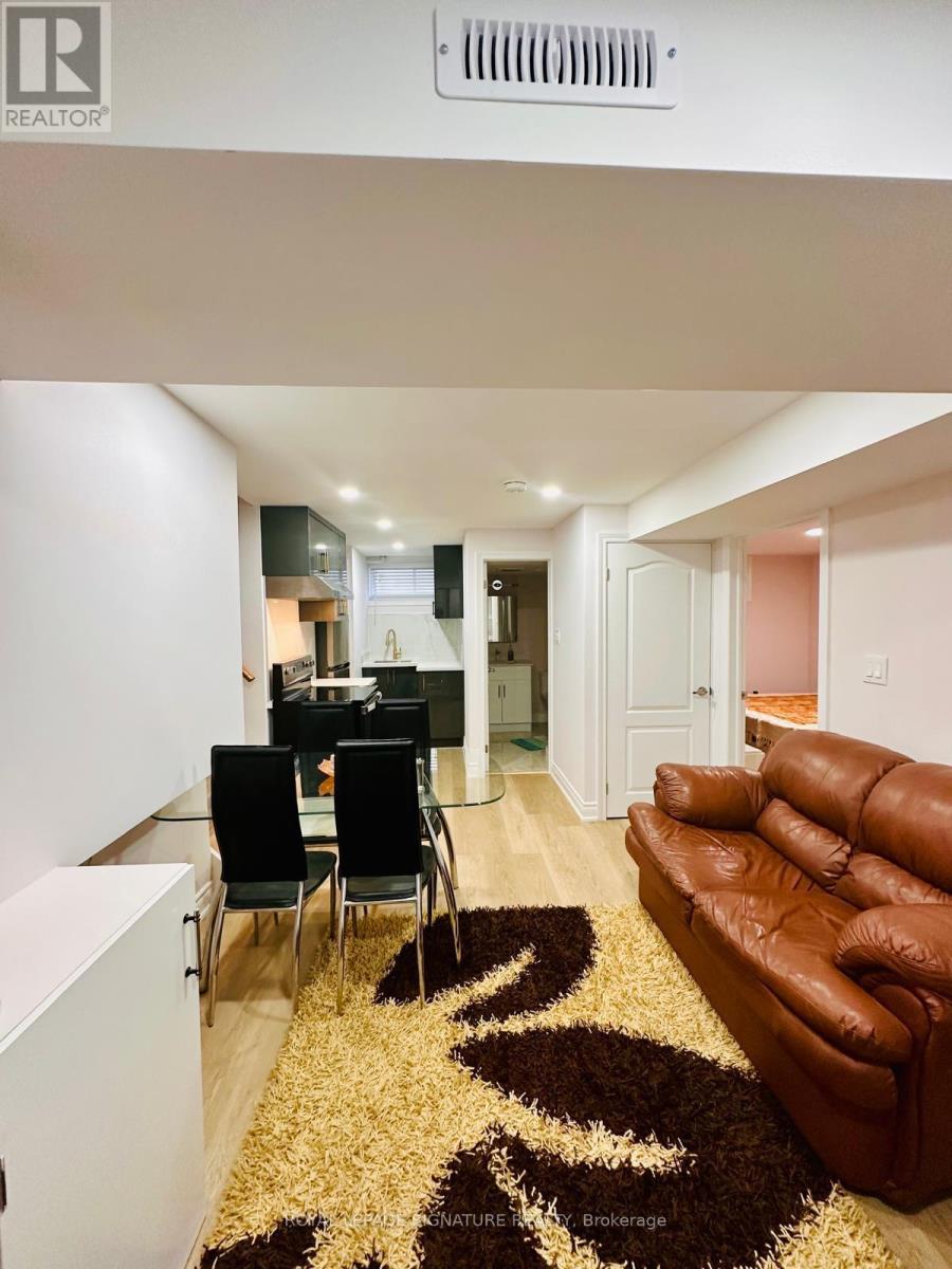 Detached at BSMT - 206 BELLAMY ROAD N, Toronto (Eglinton East)