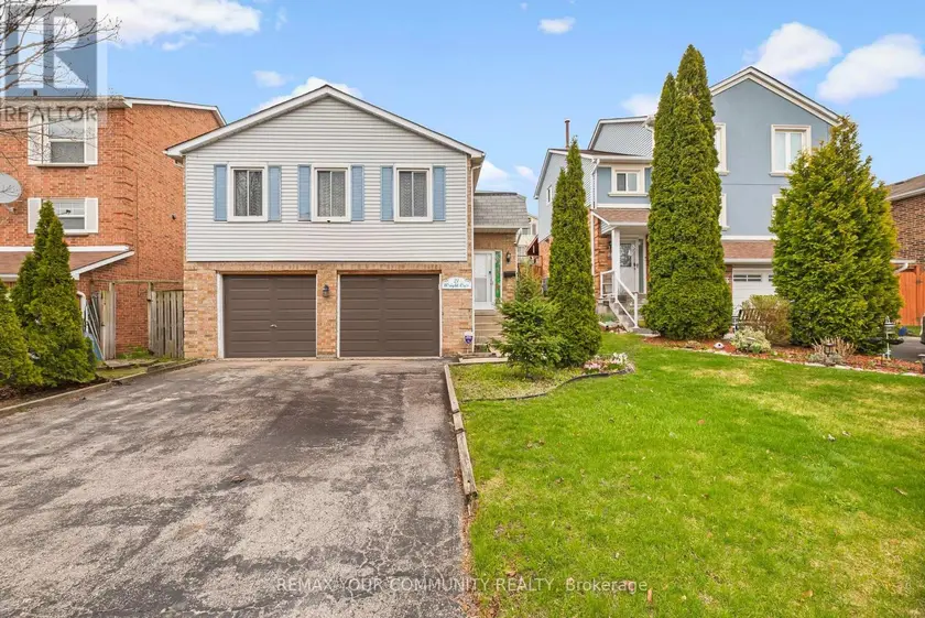 Detached at 21 WRIGHT CRESCENT, Ajax