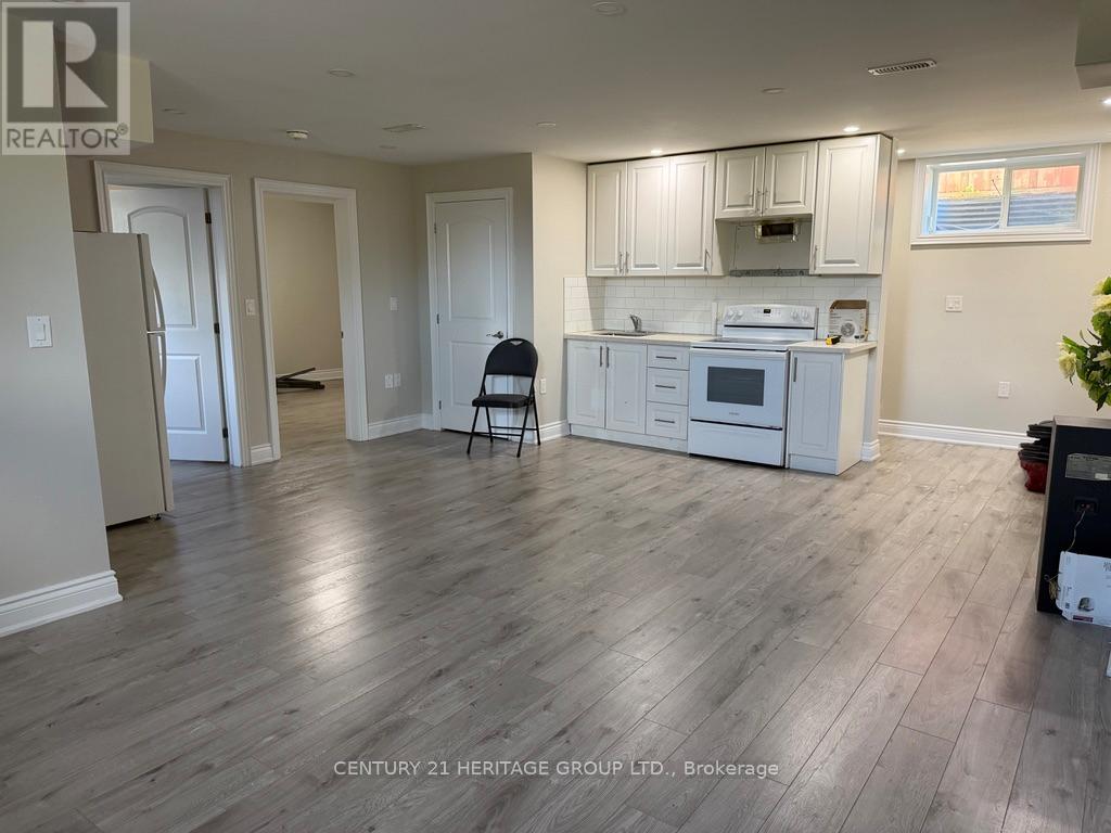 Detached at BSMT - 2 LEWISTON ROAD, Toronto