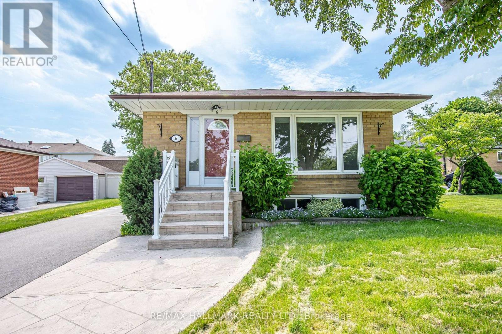 Detached at MAIN - 6 PALOMA PLACE, Toronto