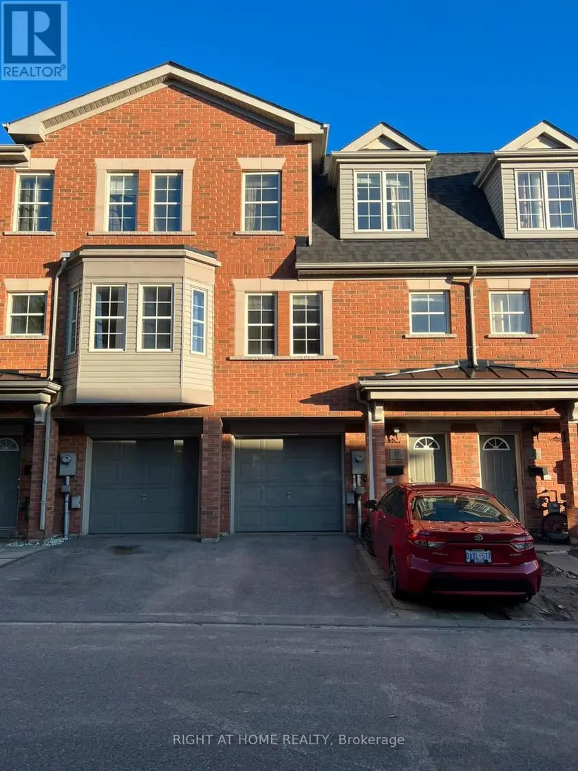 Townhouse at 37 ARCHIBALD MEWS, Toronto (Bendale)
