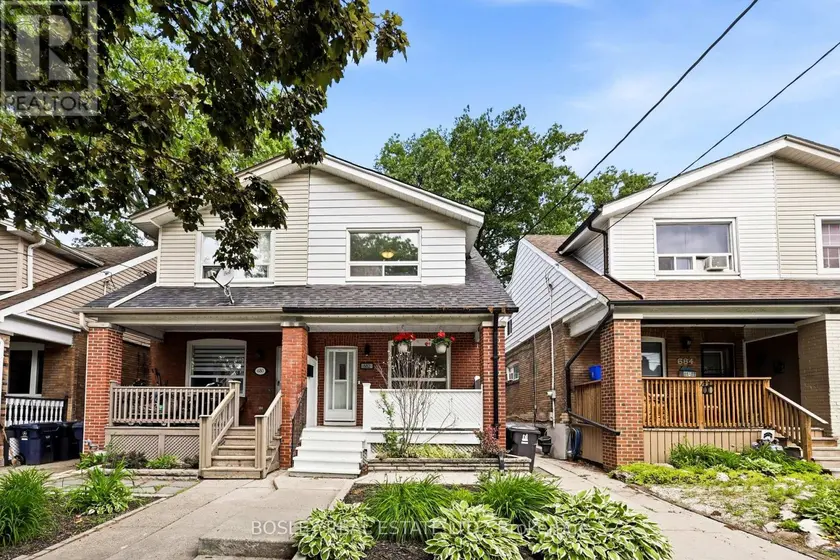 Semi-Detached/Link at 682 MILVERTON BOULEVARD, Toronto