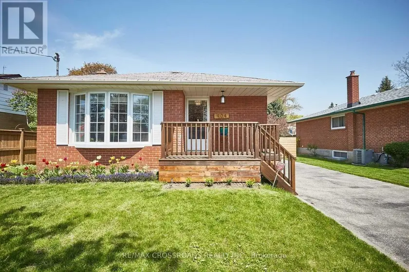 Detached at BSMT - 904 CROCUS CRESCENT, Whitby