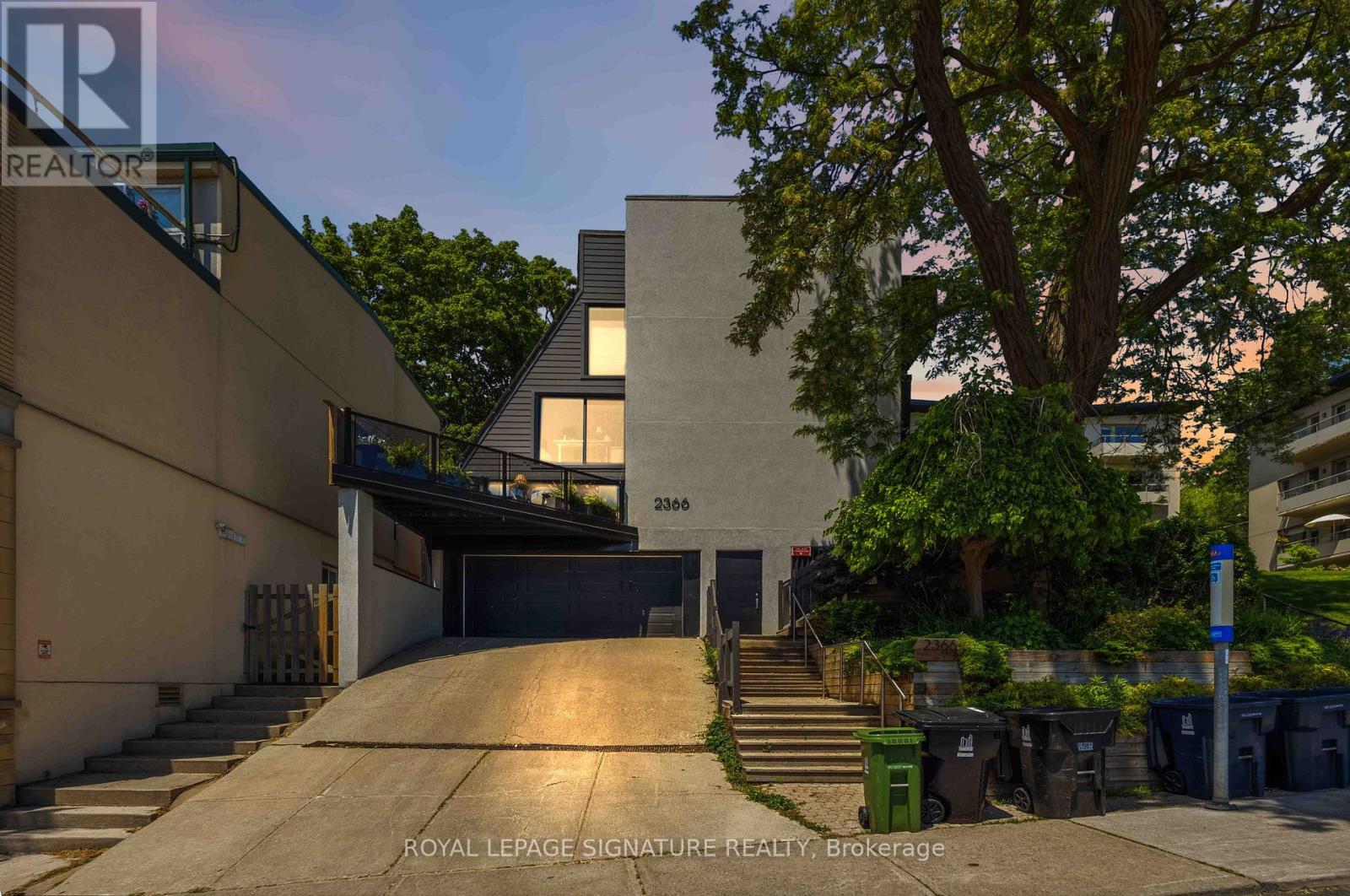 Townhouse at 7 - 2366 QUEEN STREET E, Toronto (The Beaches)