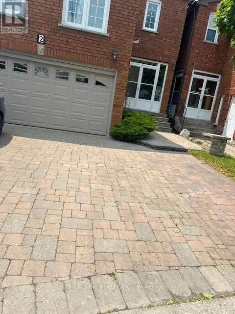 Detached at 2 GRITTANI LANE, Toronto