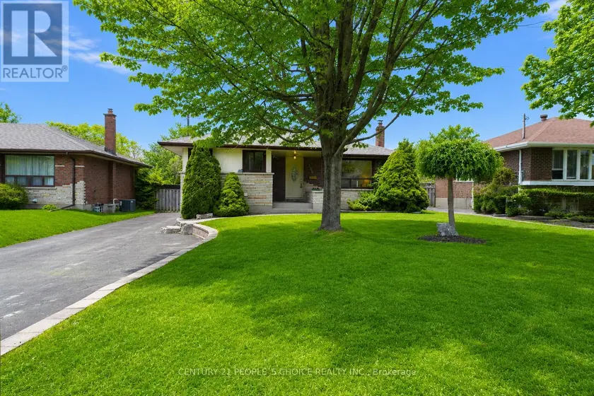 Detached at 586 CENTRAL PK BOULEVARD N, Oshawa