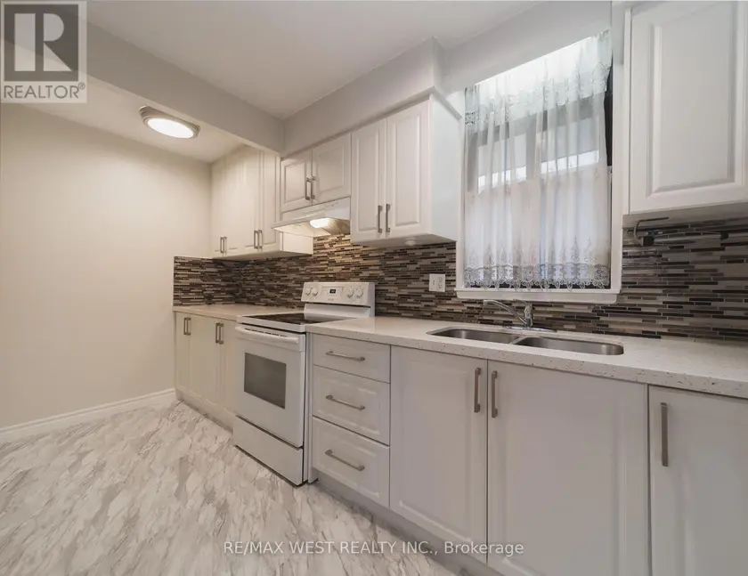 Apartment at 1-202 - 50 OLD KINGSTON ROAD, Toronto