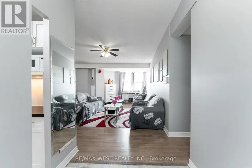 Apartment at 612 - 4062 LAWRENCE AVENUE E, Toronto