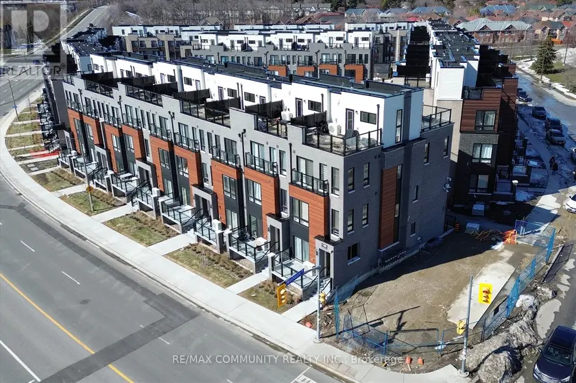Townhouse at 21 - 145 TAPSCOTT ROAD, Toronto