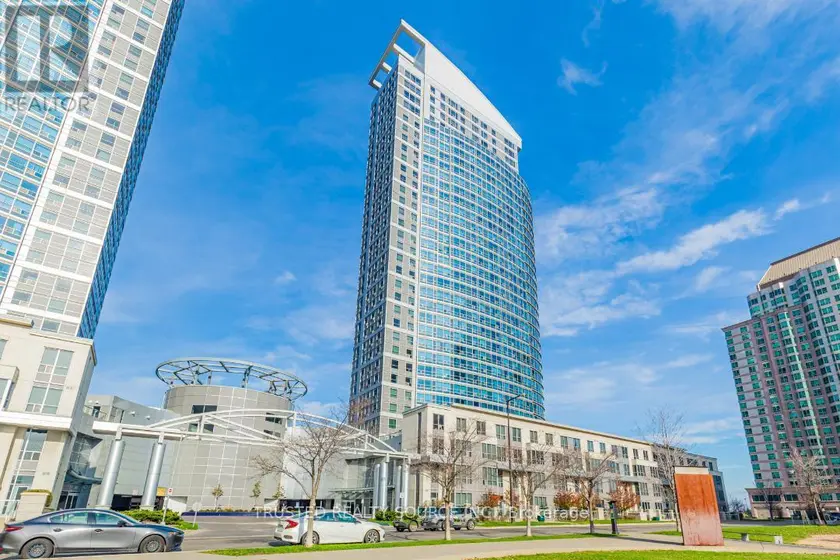Apartment at 906 - 38 LEE CENTRE DRIVE, Toronto