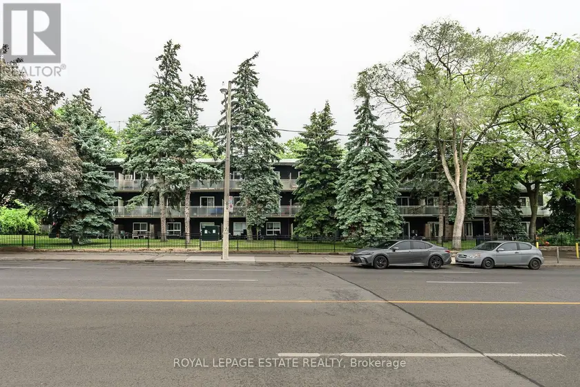 Apartment at 309 - 123 WOODBINE AVENUE, Toronto (The Beaches)