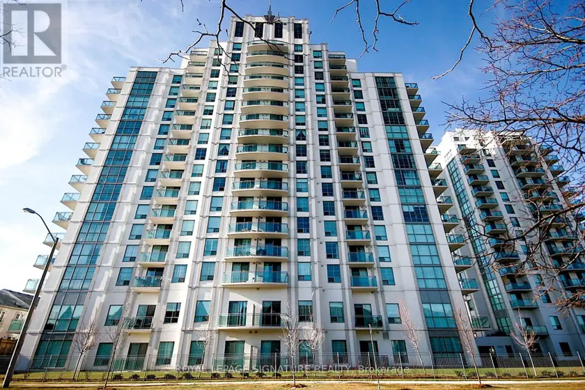 Apartment at 3M - 8 ROSEBANK DRIVE, Toronto