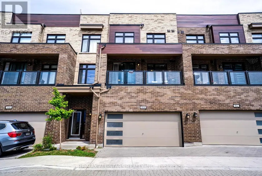 Townhouse at #904 - 1865 PICKERING PARKWAY, Pickering