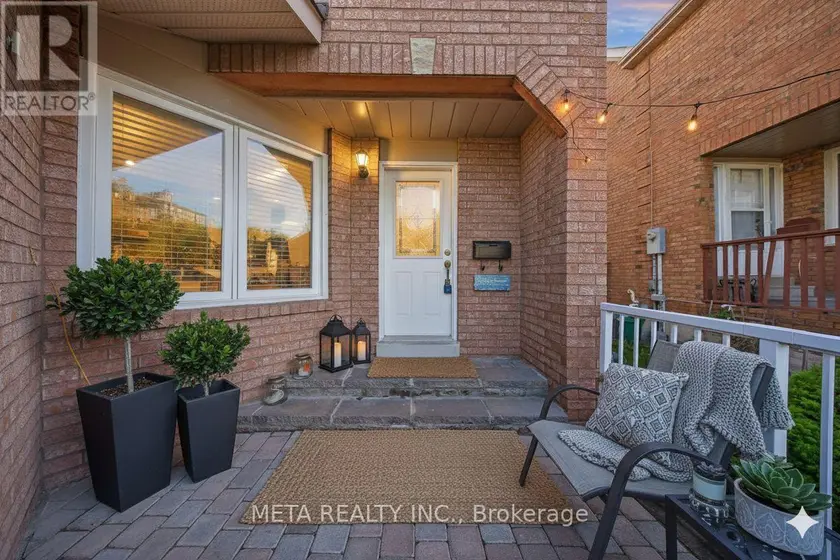 Townhouse at 12 HEAVER DRIVE, Whitby