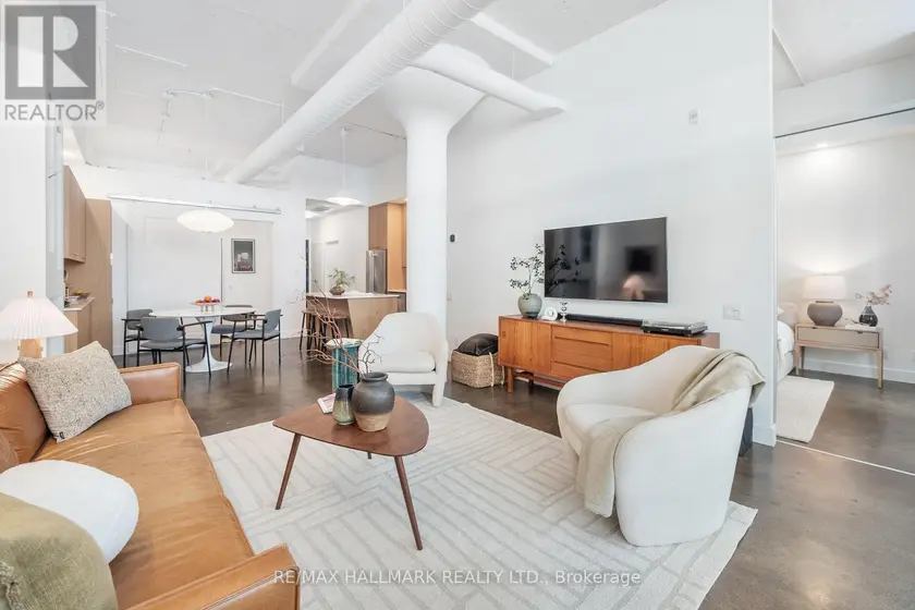 Apartment at 406 - 233 CARLAW AVENUE, Toronto