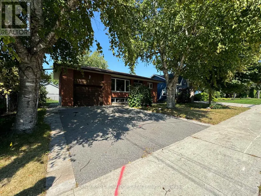 Detached at BSMT - 404 TRENT STREET W, Whitby