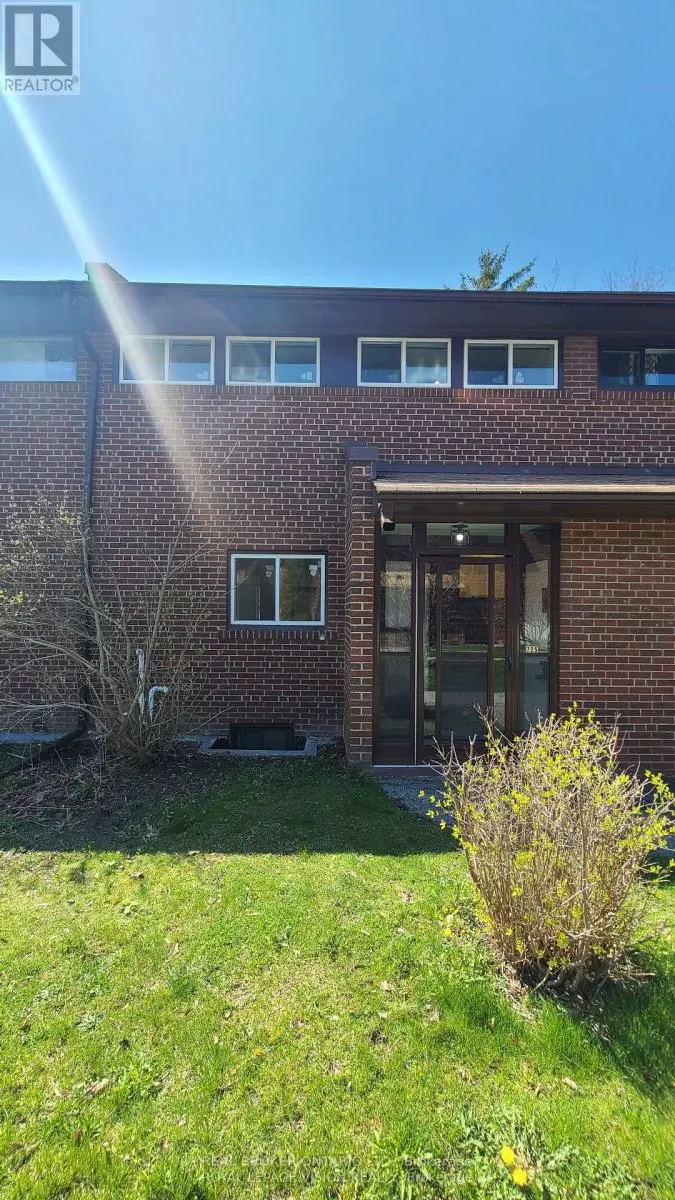 Townhouse at 725 MILITARY TRAIL, Toronto