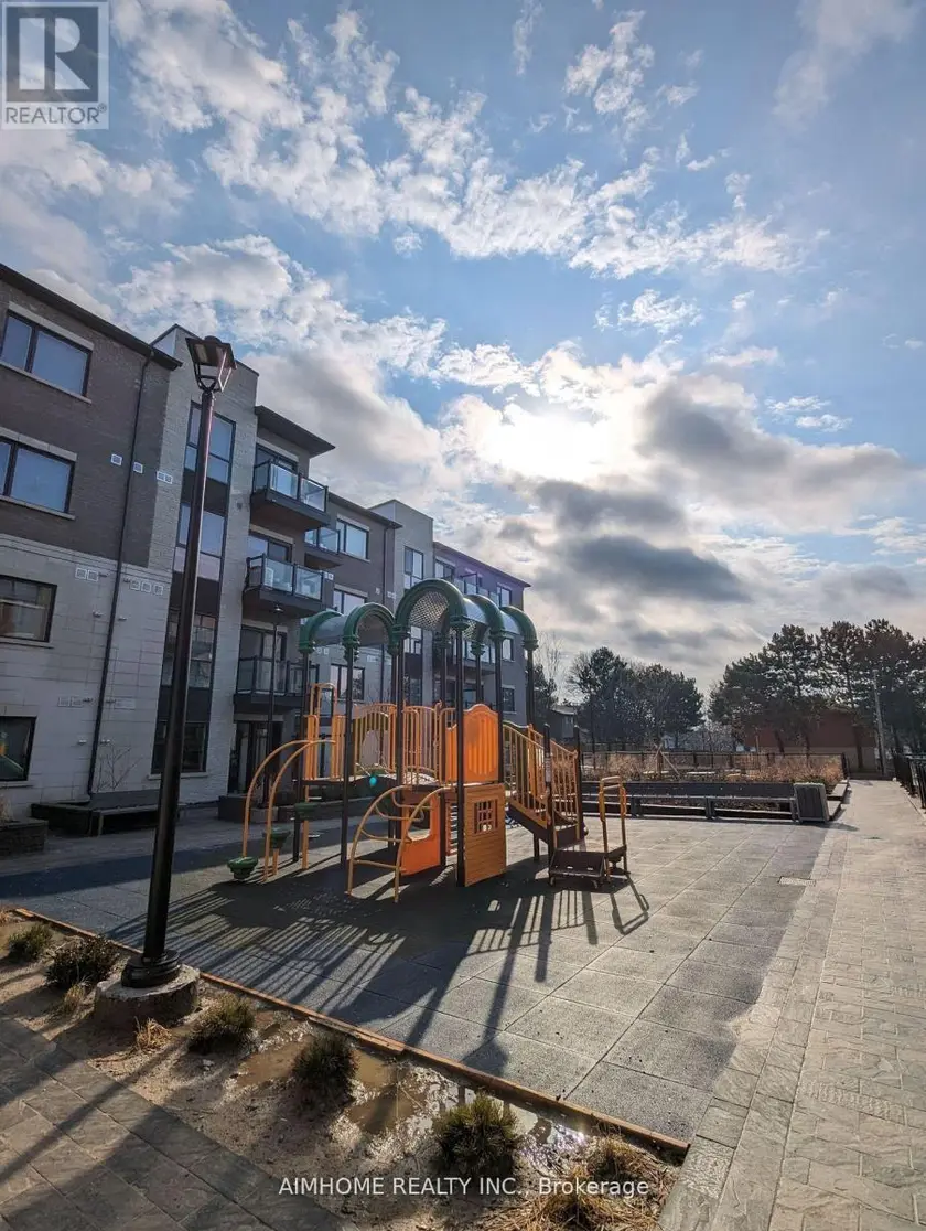 Townhouse at 209 - 60 MORECAMBE GATE, Toronto