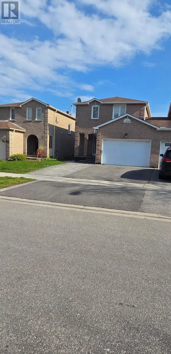 Semi-Detached/Link at LOWER - 88 HEWITT CRESCENT, Ajax