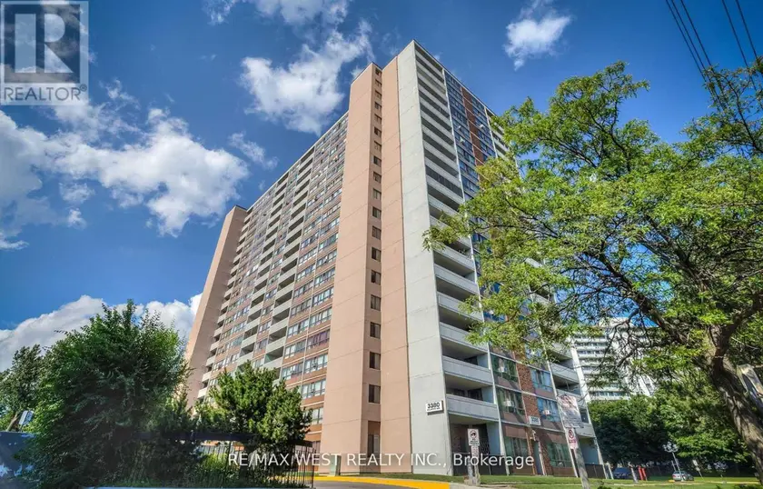 Apartment at 801 - 3380 EGLINTON AVENUE E, Toronto (Scarborough Village)